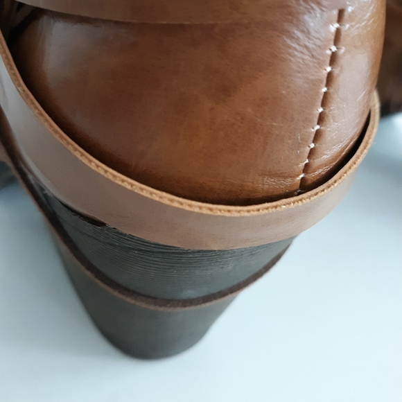 Adorable womens heeled booties, size 11 - Picture 10 of 15